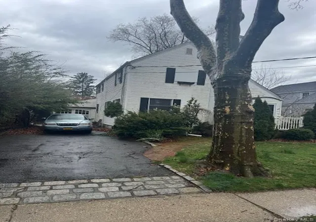 1st image of 36 Salisbury Ave, Hempstead, NY 11530 | MLS# 988783