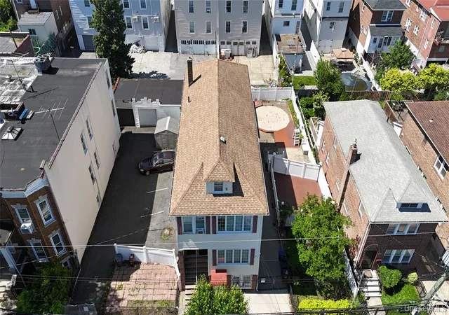 Photo 3 of Land for sale at 2877 Harrington Ave, New York, NY 10461 | MLS# 988785 | Listing updated on 2026-07-28