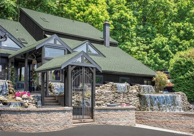 Photo 3 of Single family home for sale at 19 Greentree Ln, Blooming Grove, NY 10918 | MLS# 988789 | Listing updated on 2026-09-24