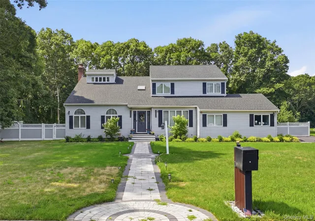 Photo 1 of Single family home for sale at 12 Deer Path, Brookhaven, NY 11967 | MLS# 988791 | Listing updated on 2026-08-29