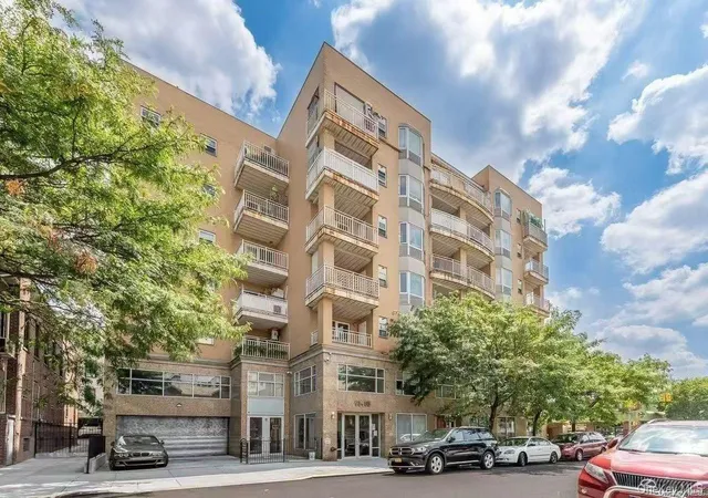 Homes for sale in New York, NY | 9305 37th Ave #2B, New York, NY 11372 | MLS# 988811