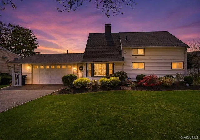 2nd image of 235 Twin Ln E, Hempstead, NY 11793 | MLS# 988812