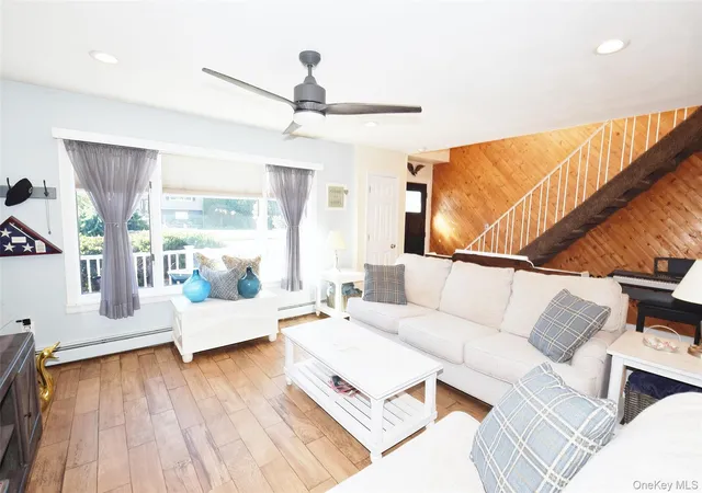 Photo 2 of Single family home for sale at 181 Browns Rd, Smithtown, NY 11767 | MLS# 988837 | Listing updated on 2026-10-28