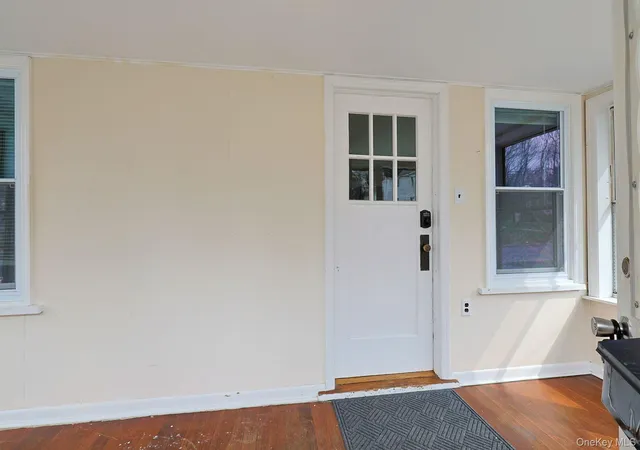 Photo 4 of Sale Pending at 48 Thompson St, Newburgh (city), NY 12550 | MLS# 988844 | Listing updated on 2026-05-18