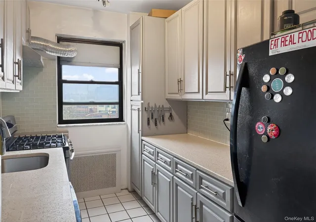 5th image of 99-52 66Th Rd, New York, NY 11374
