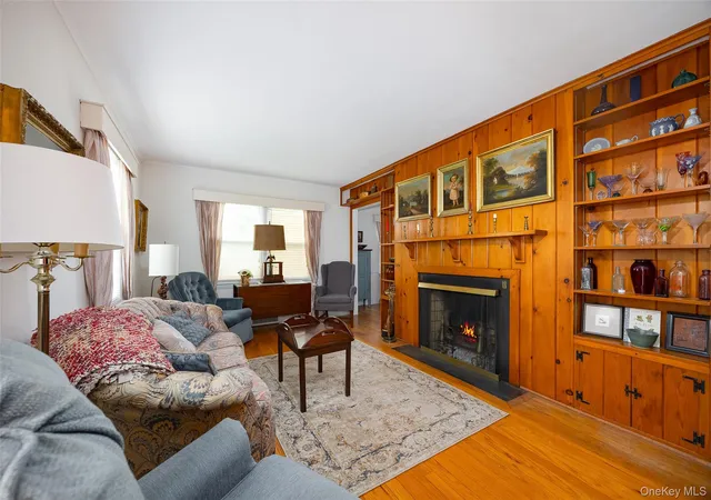 4th image of 31 Kingston Ave, Poughkeepsie, NY 12603 | MLS# 988938