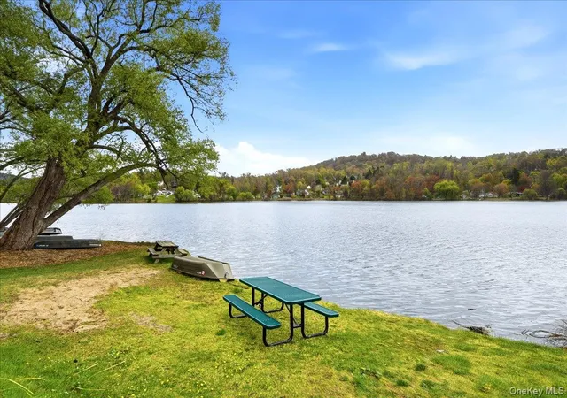 4th image of 28 Lake Shore Dr, Patterson, NY 12563 | MLS# 988948