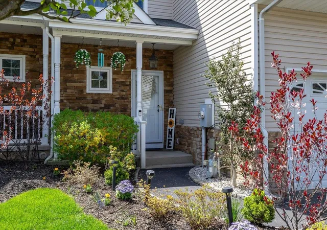 4th image of 19 Terrace Ln, Brookhaven, NY 11772 | MLS# 988975