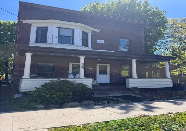 1st image of 271 Third St, Newburgh (city), NY 12550 | MLS# 988983