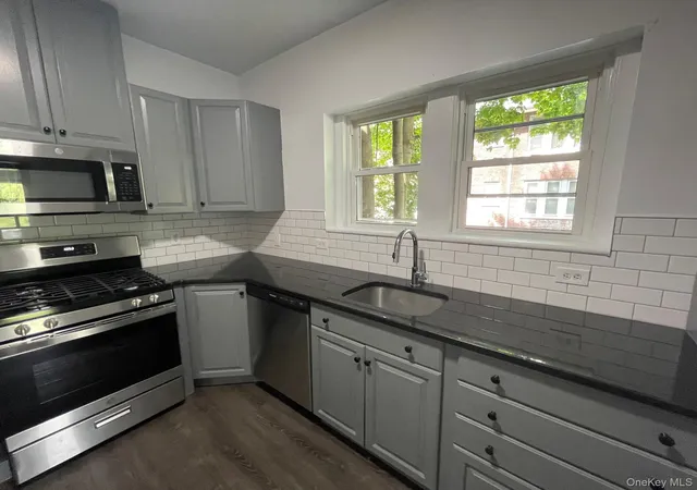 2nd image of 271 Third St, Newburgh (city), NY 12550 | MLS# 988983