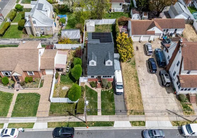3rd image of 283 Hawthorne Ave, Hempstead, NY 11553 | MLS# 988998