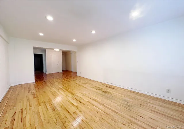 4th image of 270 N Broadway, Yonkers, NY 10701