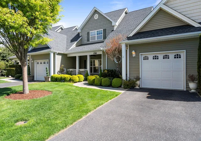 1st image of 156 Stoneleigh Dr, Riverhead, NY 11901 | MLS# 989122