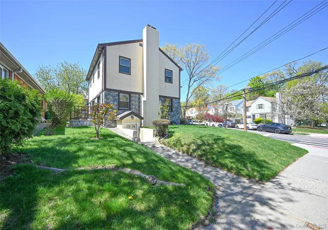 Photo 3 of Sale Pending at 223 14 Kingsbury Ave, New York, NY 11364 | MLS# 989140 | Listing updated on 2026-08-31