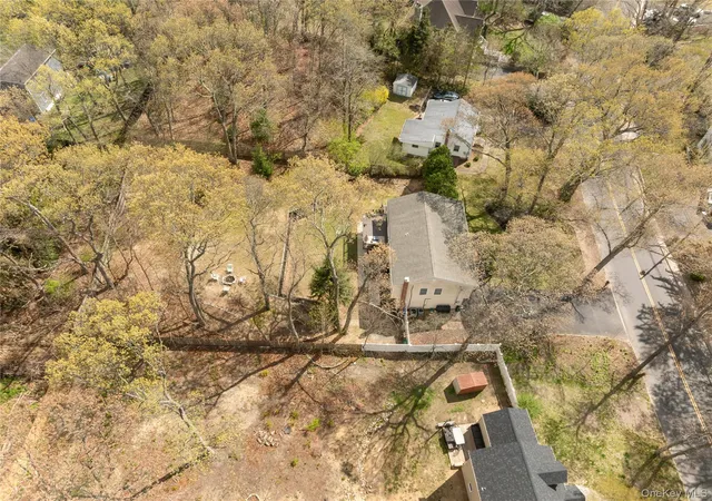 50th image of 591 Meadow Rd, Smithtown, NY 11754 | MLS# 989141