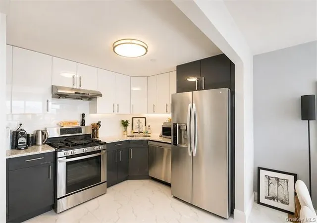 5th image of 4511 82Nd St, New York, NY 11373