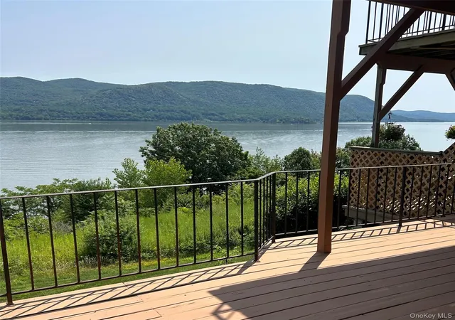 1st image of 739 Hewitt Ln, New Windsor, NY 12553 | MLS# 989150