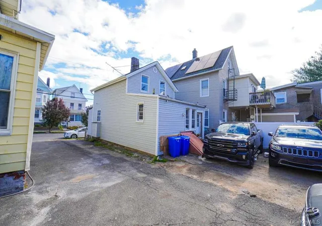 Homes for sale in Mount Vernon, NY | 128 N 7th Ave, Mount Vernon, NY 10550 | MLS# 989183