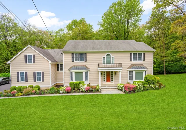 Homes for sale in Greenburgh, NY | 23 Round Hill Rd, Greenburgh, NY 10583 | MLS# 989242