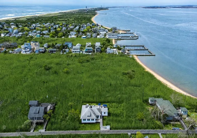 Photo 3 of Single family home for sale at 106 W Walk, Bay Shore, NY 11706 | MLS# 989268 | Listing updated on 2026-08-24