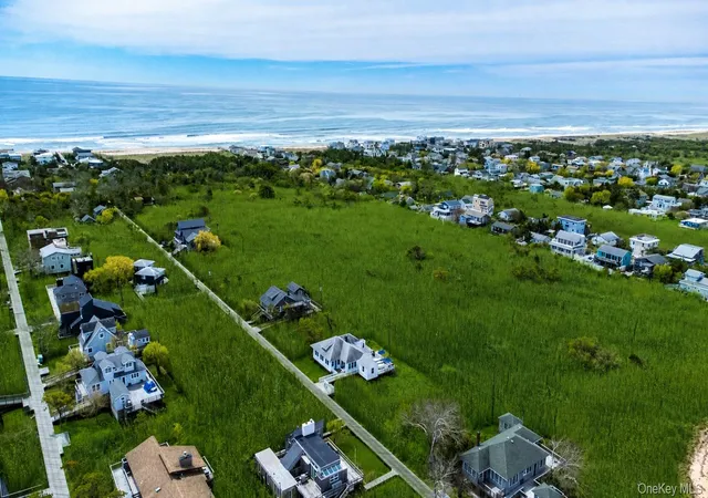 Photo 4 of Single family home for sale at 106 W Walk, Bay Shore, NY 11706 | MLS# 989268 | Listing updated on 2026-08-24
