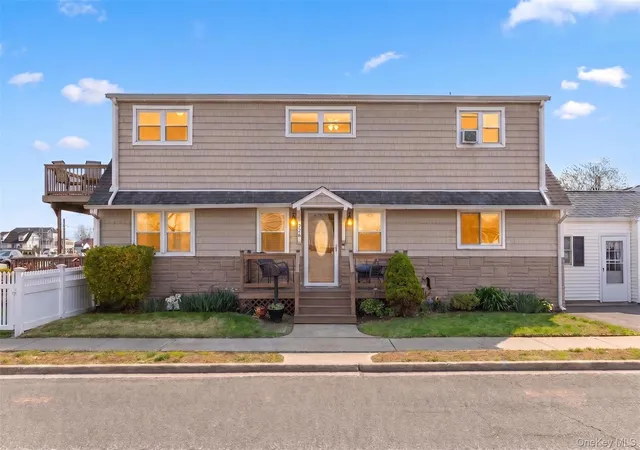 1st image of 228 W Riviera Dr, Babylon, NY 11757 | MLS# 989295