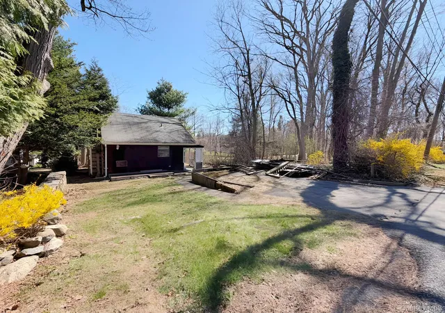 3rd image of 6 N Shenorock Dr, Somers, NY 10598 | MLS# 989336