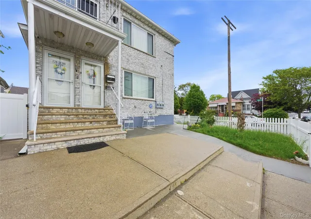 4th image of 220-19 146Th Ave, Springfield Gardens, NY 11413 | MLS# 989349
