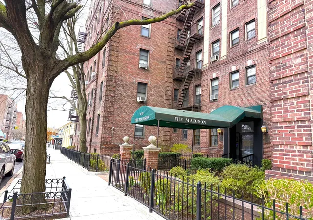2nd image of 4720 42nd St #5G, Sunnyside, NY 11104 | MLS# 989362