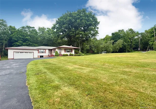 Homes for sale in Union Vale, NY | 646 Oak Summit Rd, Union Vale, NY 12545 | MLS# 989487