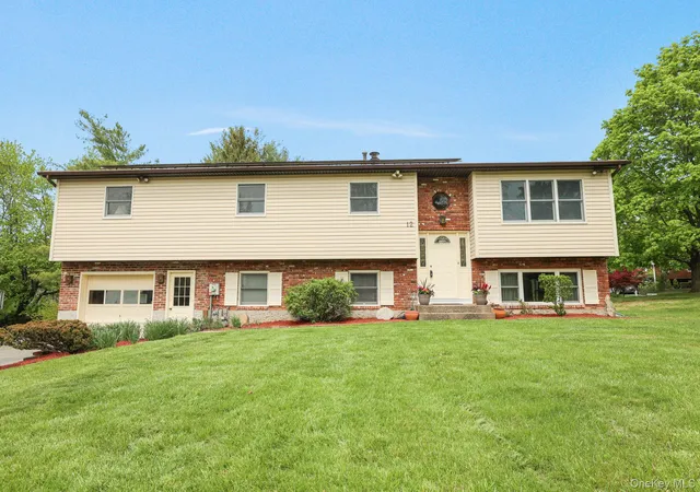 1st image of 12 Carnation Dr, Nanuet, NY 10954 | MLS# 989493