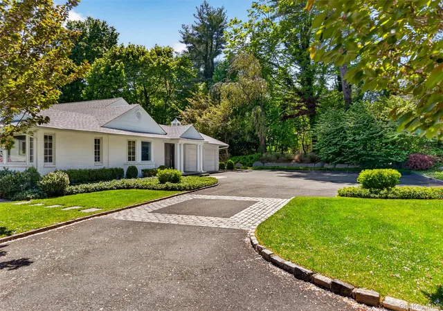 Homes for sale in Oyster Bay, NY | 14 Ormond Park Rd, Oyster Bay, NY 11545 | MLS# 989507