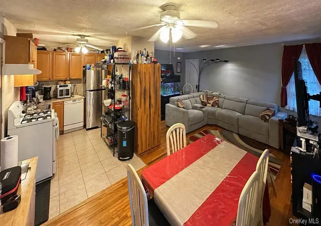 5th image of 76 Jay Rd, Brookhaven, NY 11720 | MLS# 989519
