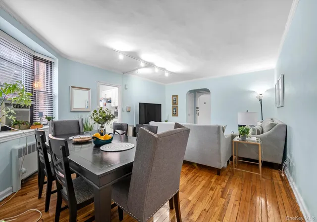 5th image of 58 Grace Ave, Great Neck, NY 11030