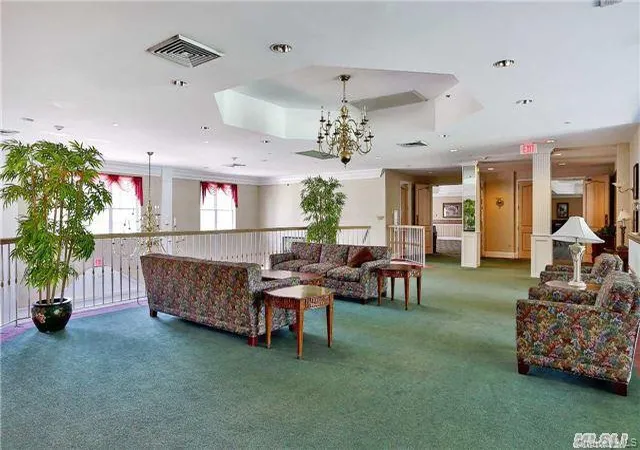 Photo 38 of Single family home for sale at 6 Julia Cir #6, Brookhaven, NY 11953 | MLS# 989571 | Listing updated on 2026-09-05