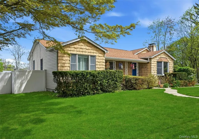3rd image of 27 Halsey St, Islandia, NY 11749 | MLS# 989612