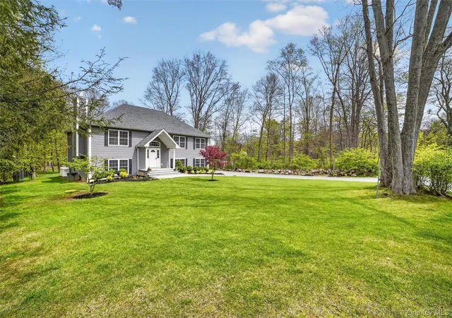 Homes for sale in Yorktown, NY | 872 Taconic Woods Rd, Yorktown, NY 10598 | MLS# 989669