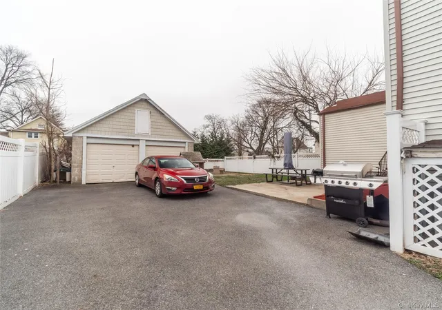 Homes for sale in Rye Town, NY | 322 Olivia St, Rye Town, NY 10573 | MLS# 989699
