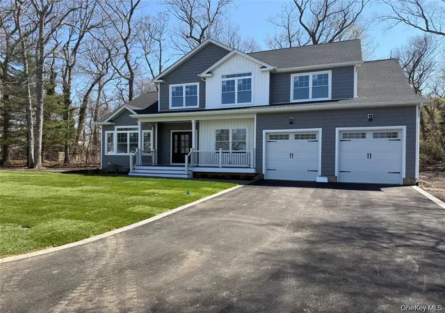 Photo 1 of Single family home for sale at 3 Lotto Ct, Lake Grove, NY 11755 | MLS# 989716 | Listing updated on 2026-06-24