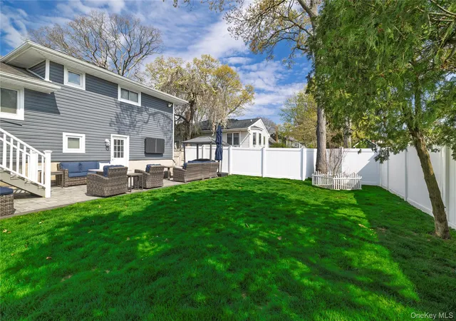 26th image of 17 6th Ave, Oyster Bay, NY 11762 | MLS# 989719