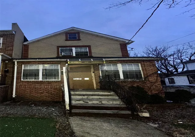 Photo 2 of Sale Pending at 14141 255th Street, New York, NY 11422 | MLS# 989754 | Listing updated on 2026-06-21