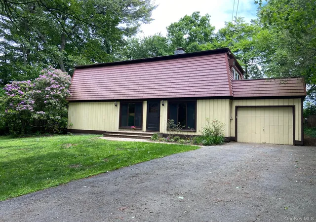 Homes for sale in Mount Kisco, NY | 18 Ridge Rd, Mount Kisco, NY 10549 | MLS# 989771