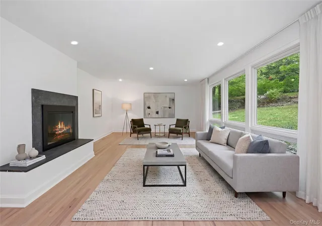 Photo 3 of Sale Pending at 24 Country Rd, Mamaroneck, NY 10543 | MLS# 989783 | Listing updated on 2026-08-10