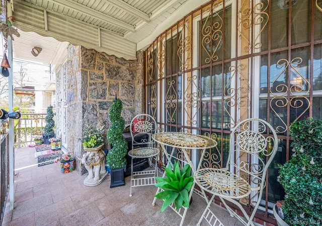 Photo 2 of Sale Pending at 1010 Bay 25th St, New York, NY 11691 | MLS# 989809 | Listing updated on 2026-08-13