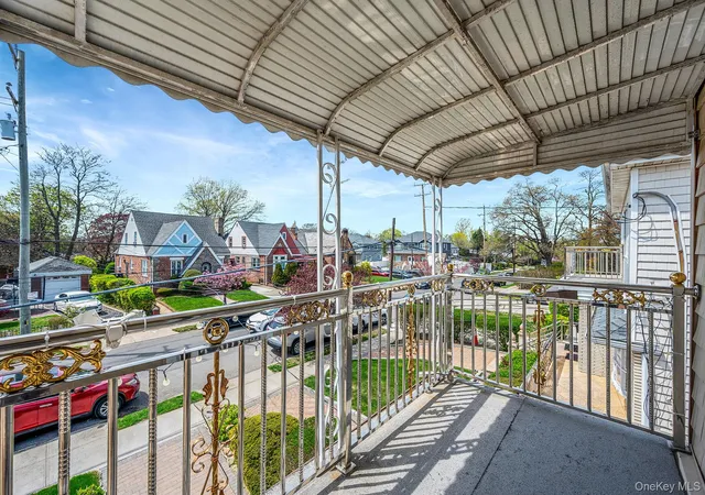 Photo 3 of Sale Pending at 1010 Bay 25th St, New York, NY 11691 | MLS# 989809 | Listing updated on 2026-08-13