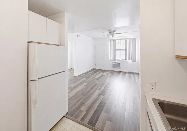 Photo 4 of Sale Pending at 804 Brook Ave #11A, New York, NY 10451 | MLS# 989821 | Listing updated on 2026-05-20