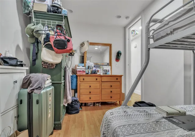 Photo 4 of House for sale at 5222 Van Loon St, Elmhurst, NY 11373 | MLS# 989874 | Listing updated on 2026-06-21