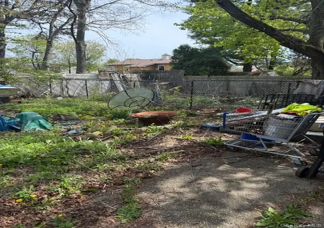 4th image of 511 Wicks Rd, Islip, NY 11717 | MLS# 989904
