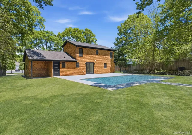 3rd image of 7 Mortimer St, Southampton, NY 11978 | MLS# 989909