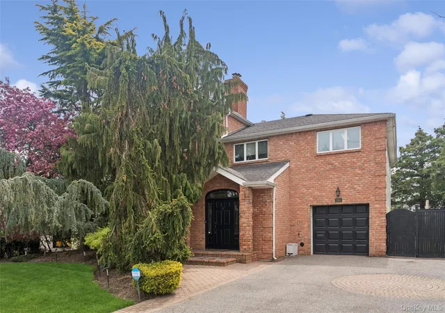 Photo 1 of Sale Pending at 2064 Oliver Way, Merrick, NY 11566 | MLS# 989914 | Listing updated on 2026-08-17